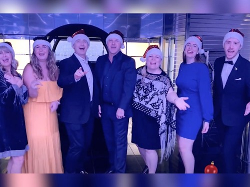 VIDEO: Celebrity Cruises Canada thanks trade in 2022 holiday sing-a-long