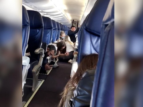 Ottawa tells Canadians to take shelter as violence erupts in Mexico's Sinaloa state