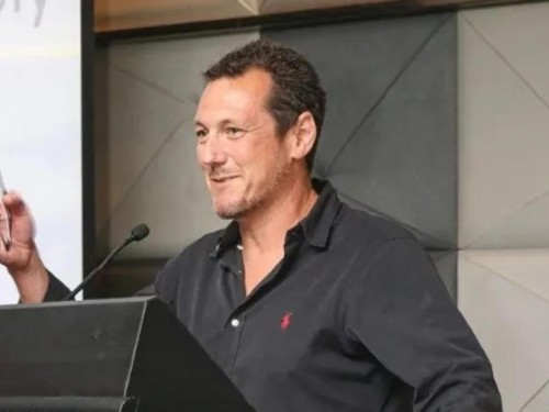 Greg Parker named CEO of global supply at Flight Centre