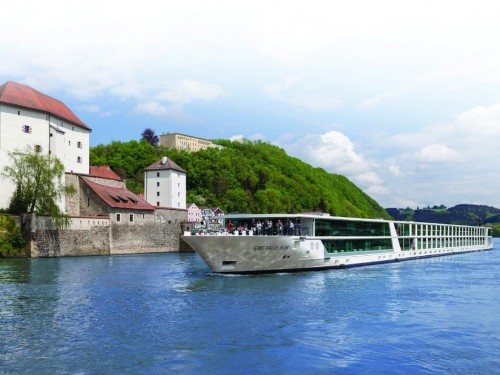 Emerald unveils savings, airfare deals on river & yacht cruises