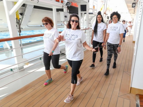 HAL guests donate $450,000 for aid to Ukrainians