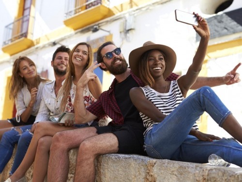 Young Canadians are prioritizing spring travel despite dull economic outlook: poll