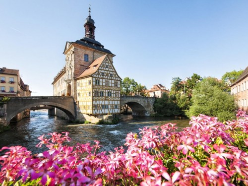 Canadian overnights in Germany way up; green-focused campaigns launched