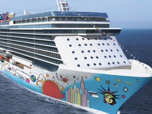 NCLH to unroll Starlink high-speed internet on ships