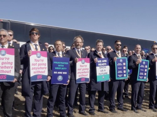 WestJet pilots to picket at three major airports on Monday