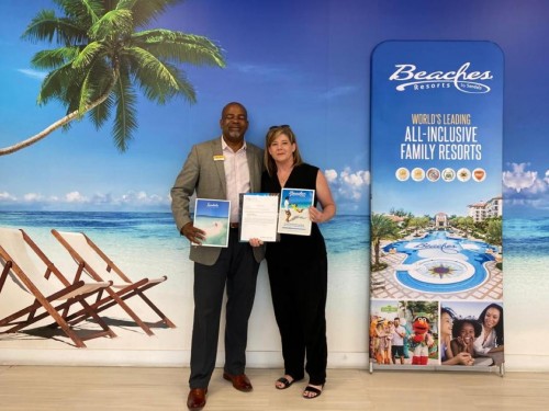 Unique Vacations Canada surprises ON agent with ultimate Mother's Day gift