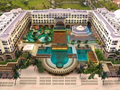 Cancun’s Marriott Resort will reopen as an all-inclusive in early 2024