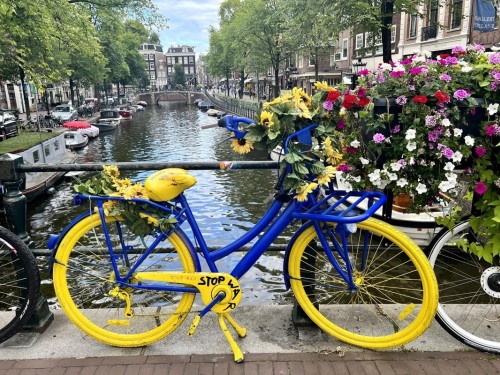 Amsterdam votes to relocate cruise terminal to combat tourist crowds