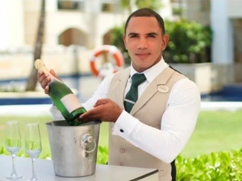 More butlers, upgraded F&B coming to Blue Diamond’s Star Class & Diamond Club