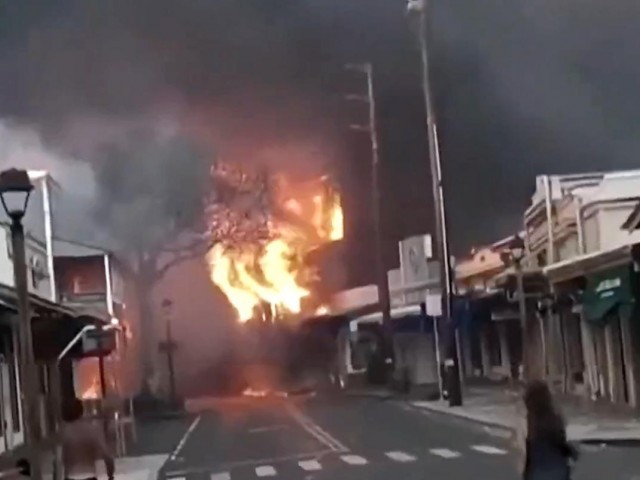 Hawaii fires: evacuations in Maui & Hawaii Island, travel warnings and Q&A