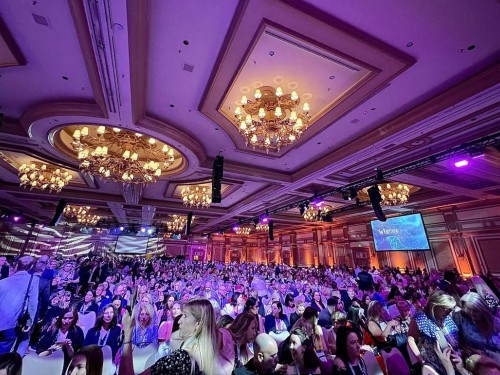 Virtuoso Travel Week closes with awards for industry experts