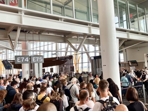 Air passenger complaints hit new high, topping 57,000