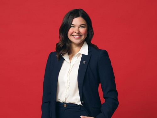 Shelly De Caria becomes first Inuk to lead Canadian North