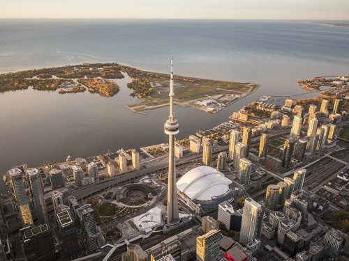 Billy Bishop airport wins 2023 "Airports Going Green" award
