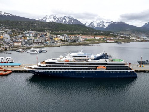 World Voyager joins Atlas fleet following naming ceremony