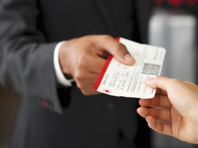 Airline ticket prices drop 19% amid less demand, more flights: StatCan