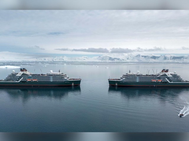 Seabourn Pursuit & Seabourn Venture chill together in Antarctica