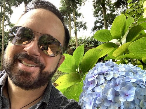 Monday Minute: Robert Townshend of Total Advantage Travel & Tours