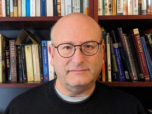 “Outrageous”: Travel advisor says airlines are dropping base fares to avoid paying commissions