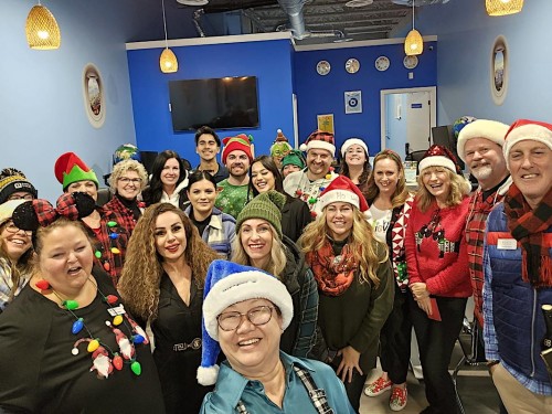 Record number of Calgary BDMs participate in travel agency carol crawl