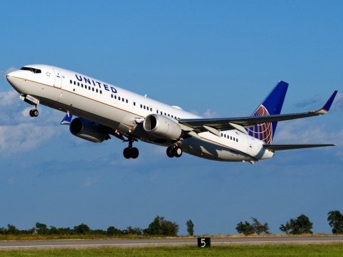 United responds to demand for outdoor travel, expands Canada & U.S. summer flights
